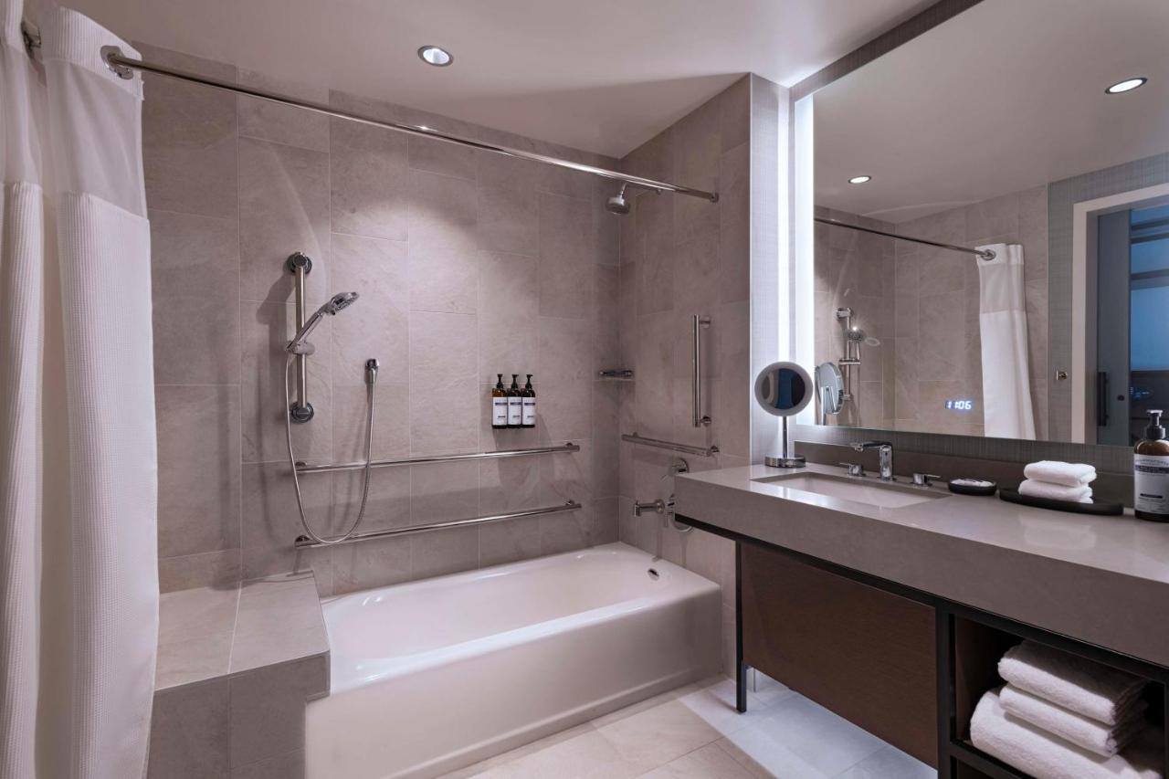 Отель Hyatt Regency Baytown-Houston Экстерьер фото