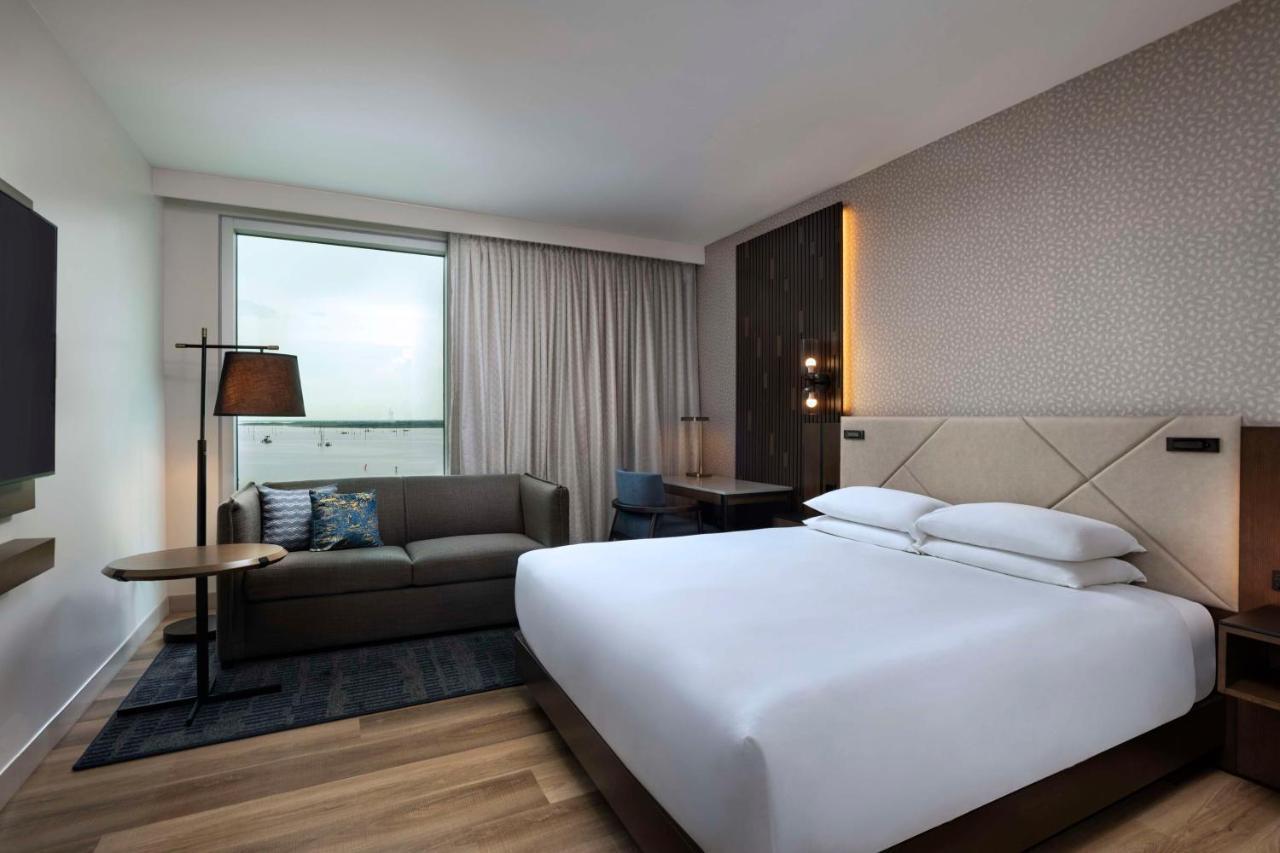 Отель Hyatt Regency Baytown-Houston Экстерьер фото