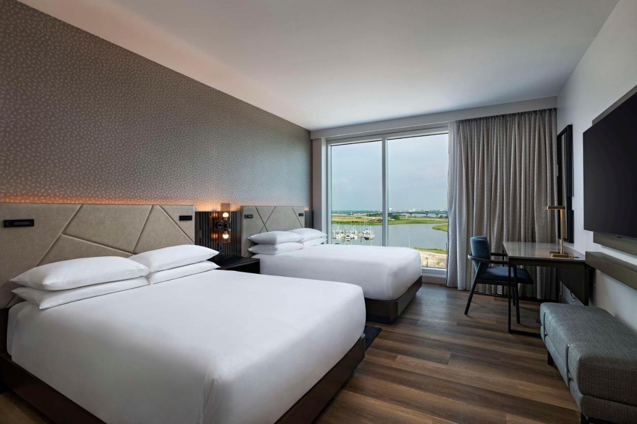 Отель Hyatt Regency Baytown-Houston Экстерьер фото