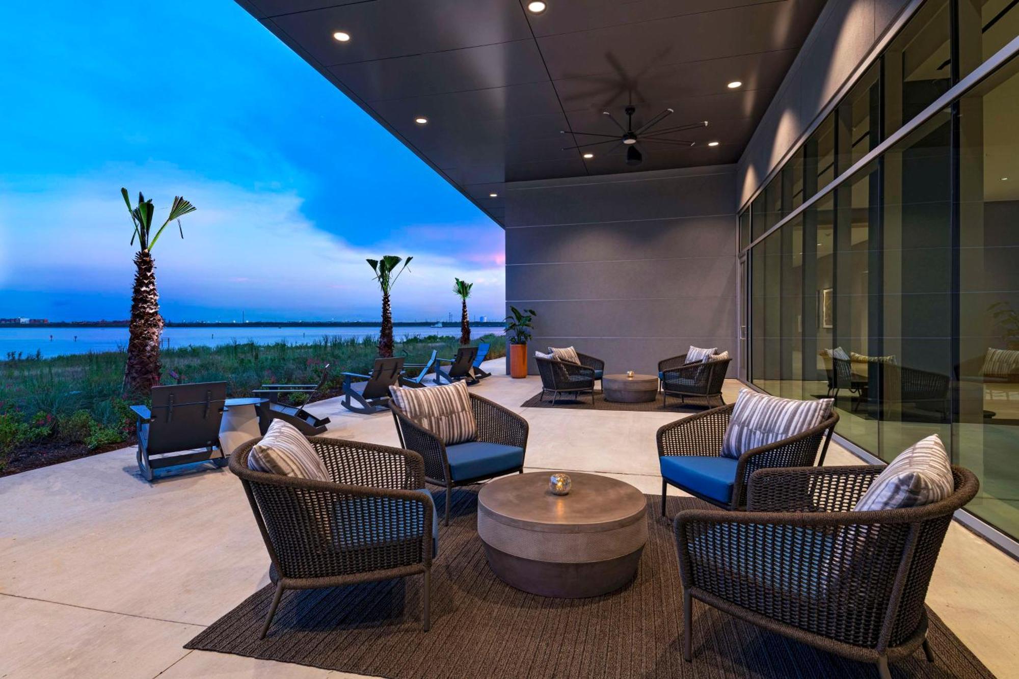 Отель Hyatt Regency Baytown-Houston Экстерьер фото