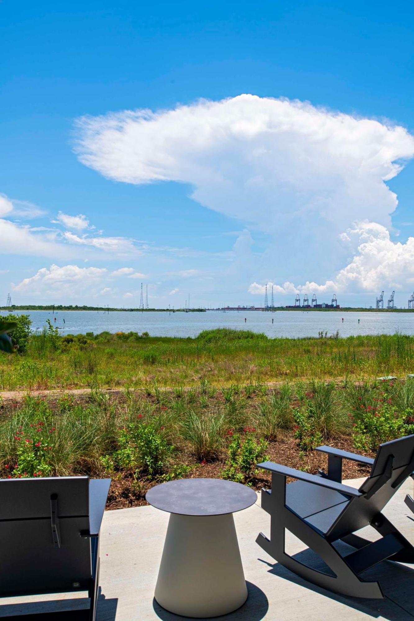 Отель Hyatt Regency Baytown-Houston Экстерьер фото